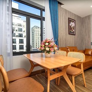 One-Bedroom Apartment Oceanfront